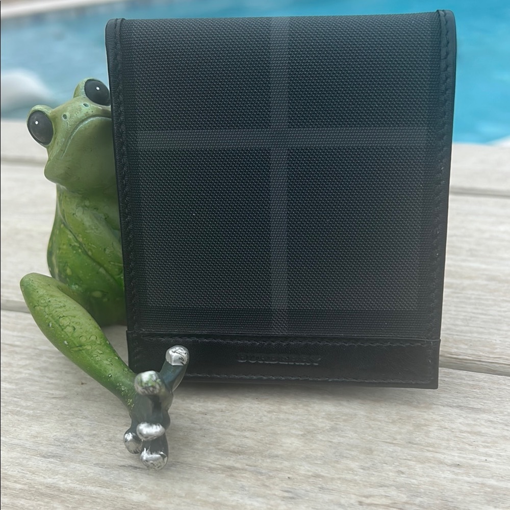 Burberry COA London Check Bifold Wallet